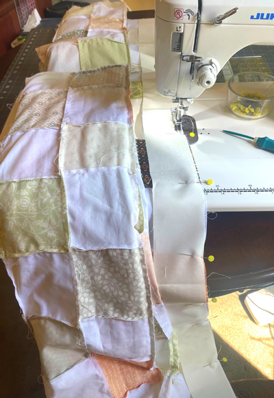 sewing border on quilt top