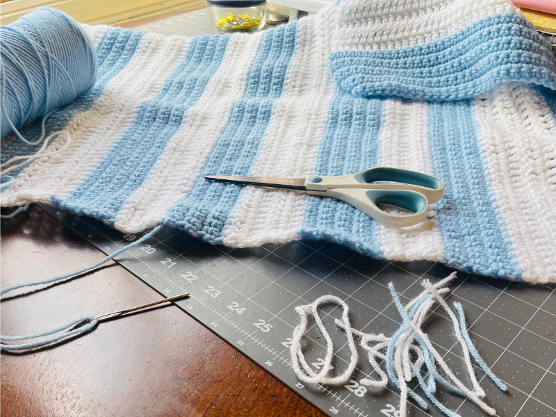 weaving crochet yarn tails on unfinished baby blanket crochet pattern