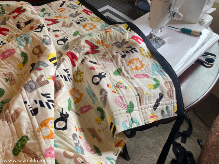 attached binding to quilt with sewing machine
