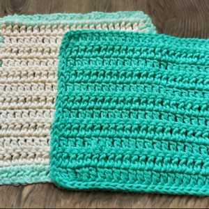 Free crochet dishcloth pattern with two border options by Sew Nikki (1) Free crochet dishcloth pattern with two border options by Sew Nikki