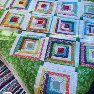 Log Cabin Quilt Layouts by Sew Nikki Log cabin quilt on point layout by Sew Nikki