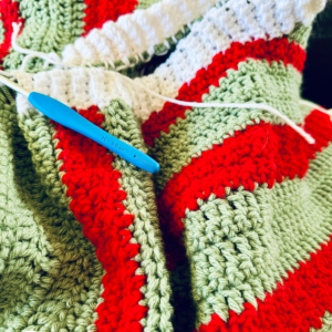 Ugly Christmas Sweater Crochet Pattern by Sew Nikki Crochet Sweater Pattern by Sew Nikki - Adding the ribbed collar.