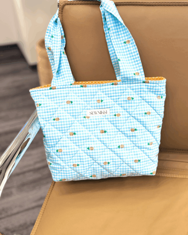 Pineapple Small Tote - Image 4