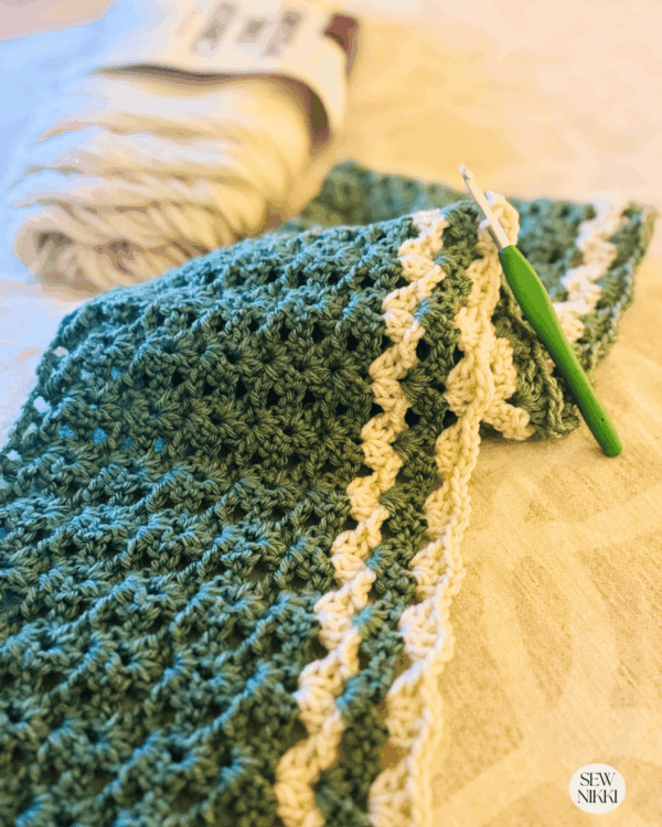 The Iris Stitch creates a beautiful texture without extra weight by Sew Nikki