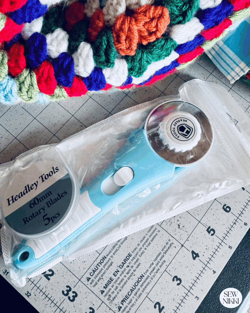 Best rotary cutter for quilting review by Sew Nikki