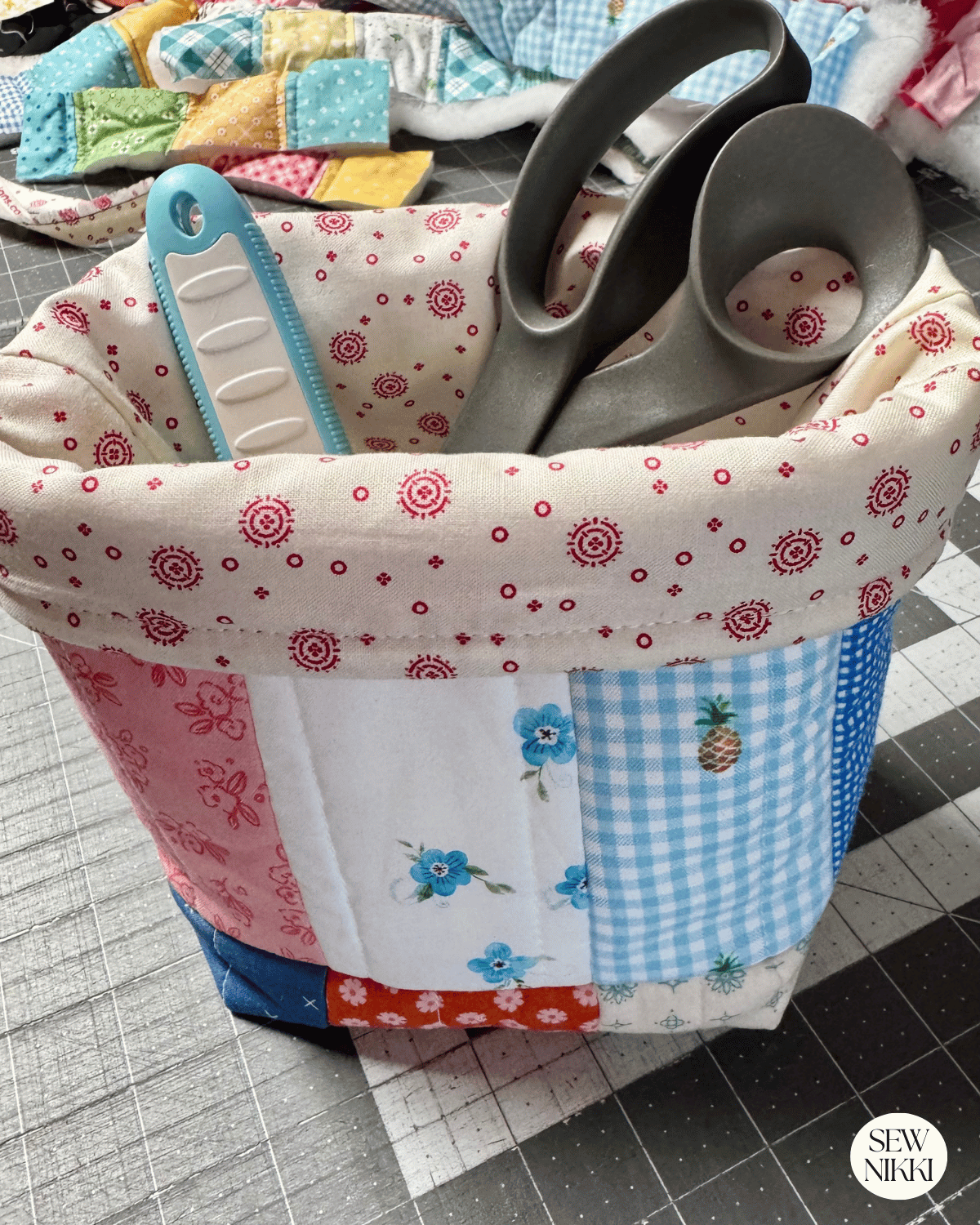 Free Fabric Box Sewing Pattern by Sew Nikki finished.