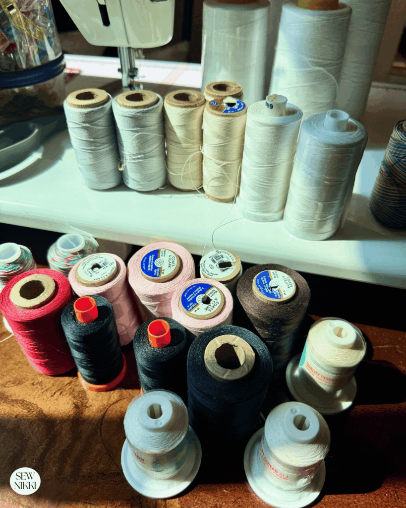 Choosing the perfect thread color for quilting by Sew Nikki - a few color options.