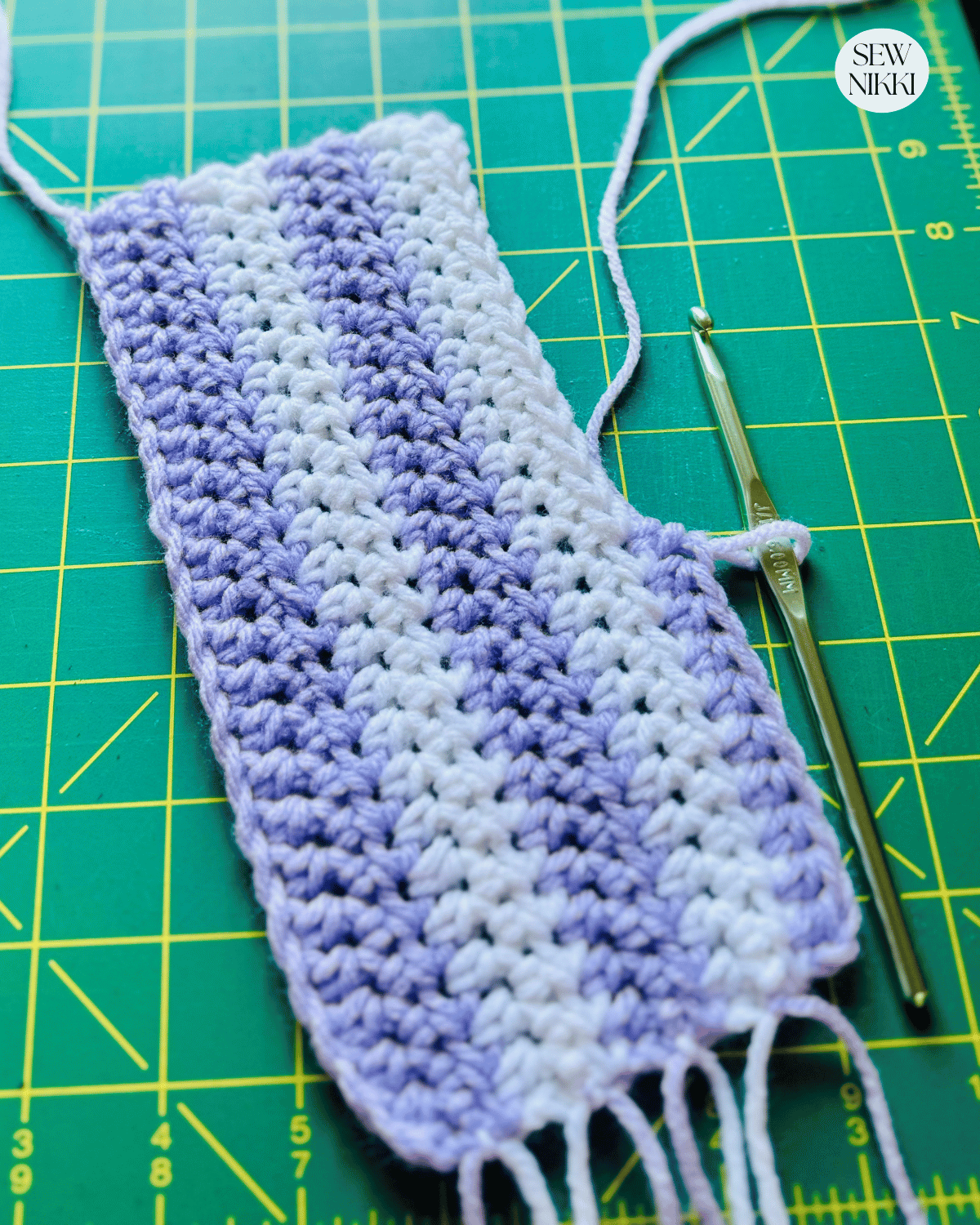 What’s the Fastest Crochet Stitch for a Blanket by Sew Nikki - sample crochet piece being worked up.
